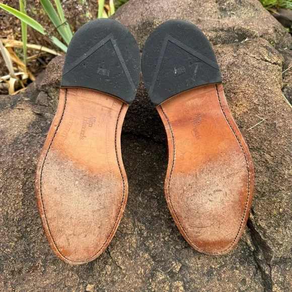 Allen Edmonds McTavish 9D Tan Leather Oxfords - Picture 5 of 15